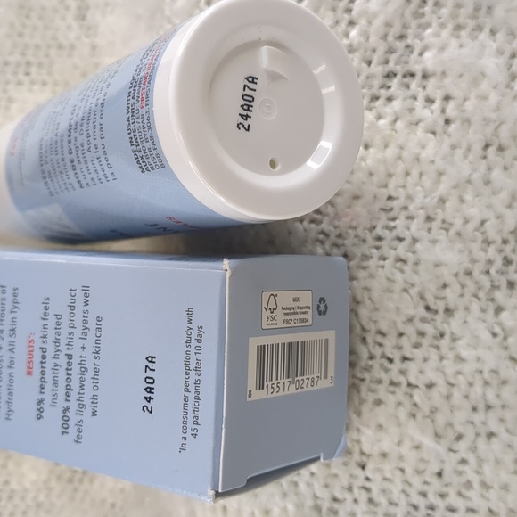 First Aid Beauty Hydrating Serum with Hyaluronic Acid, 50ml/1.7fl oz - Picture 11 of 13